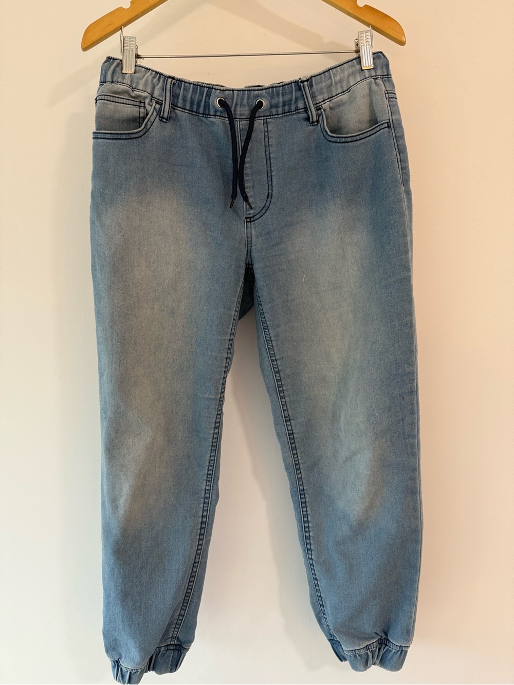 BLUMIND Light-wash denim jogger jegging pants Size 8 / Medium